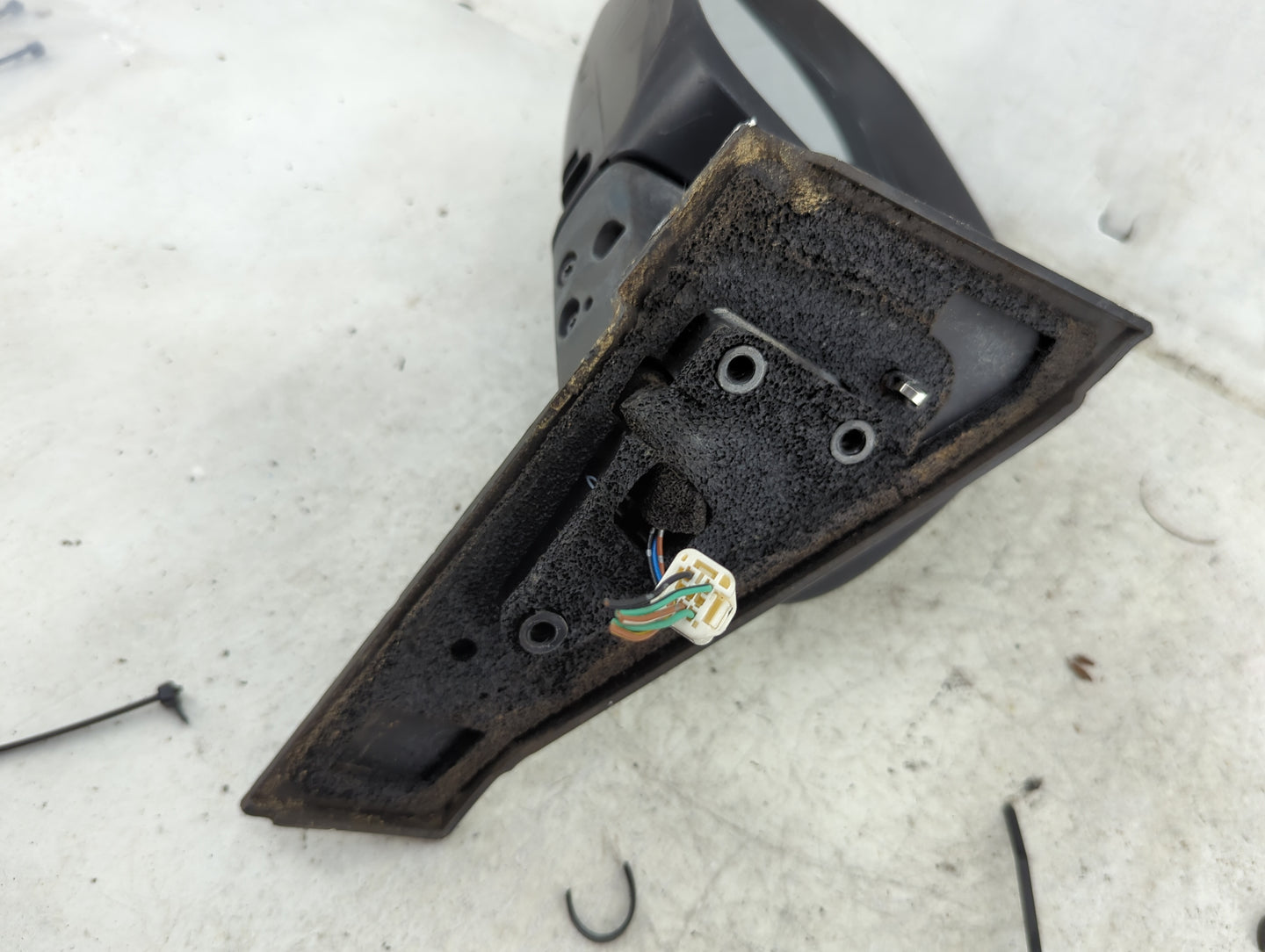 2010 Mazda Mazda5 Driver Side View Mirror - Left Door Mirror OEM Used - Oemusedautoparts1.com