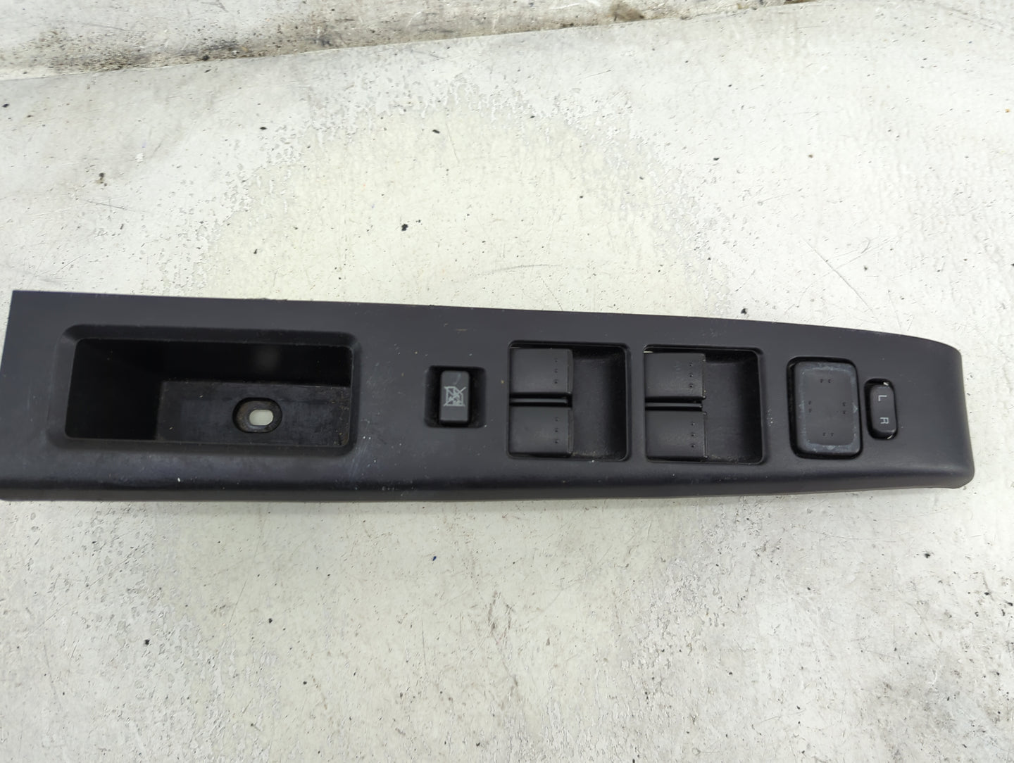 2010 Mazda Mazda5 Master Power Window Switch Replacement Driver Side Left P/N:C64684LSE02 0061617 Fits OEM Used Auto Parts -