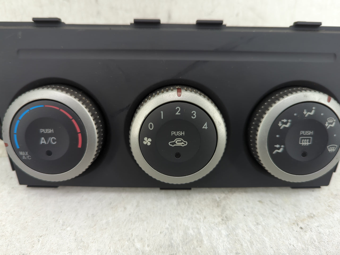 2010 Mazda Mazda6 Climate Control Module Temperature AC/Heater Replacement P/N:K1900V83L V83L61190E Fits Fits 2009 2011 2012