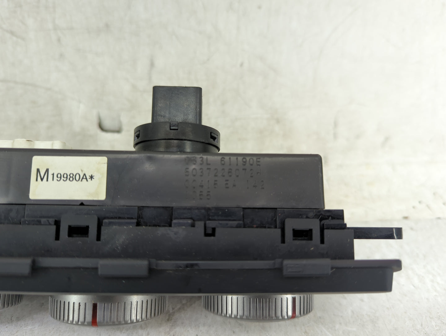 2010 Mazda Mazda6 Climate Control Module Temperature AC/Heater Replacement P/N:K1900V83L V83L61190E Fits Fits 2009 2011 2012