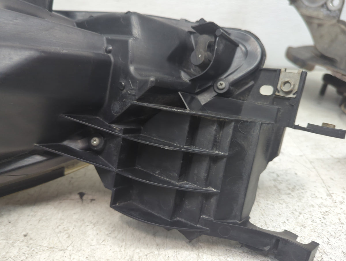 2010 Mazda Mazda6 Passenger Right Oem Head Light Headlight Lamp - Oemusedautoparts1.com