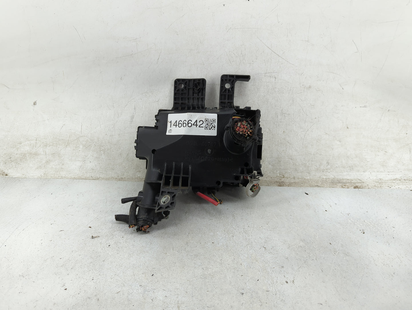 2010 Mazda Mazda 6 Fusebox Fuse Box Panel Relay Module P/N:ACB83221-M01 Fits OEM Used Auto Parts - Oemusedautoparts1.com