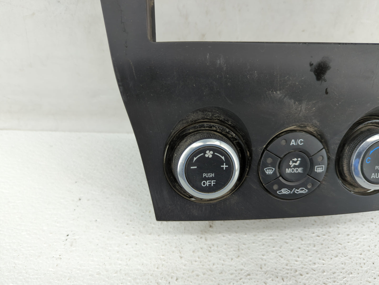 2009-2011 Mazda Rx-8 Climate Control Module Temperature AC/Heater Replacement P/N:F189 61 190 Fits Fits 2009 2010 2011 OEM U