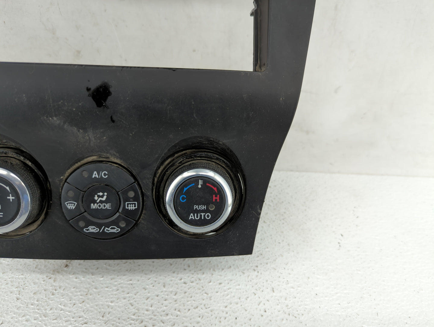 2009-2011 Mazda Rx-8 Climate Control Module Temperature AC/Heater Replacement P/N:F189 61 190 Fits Fits 2009 2010 2011 OEM U