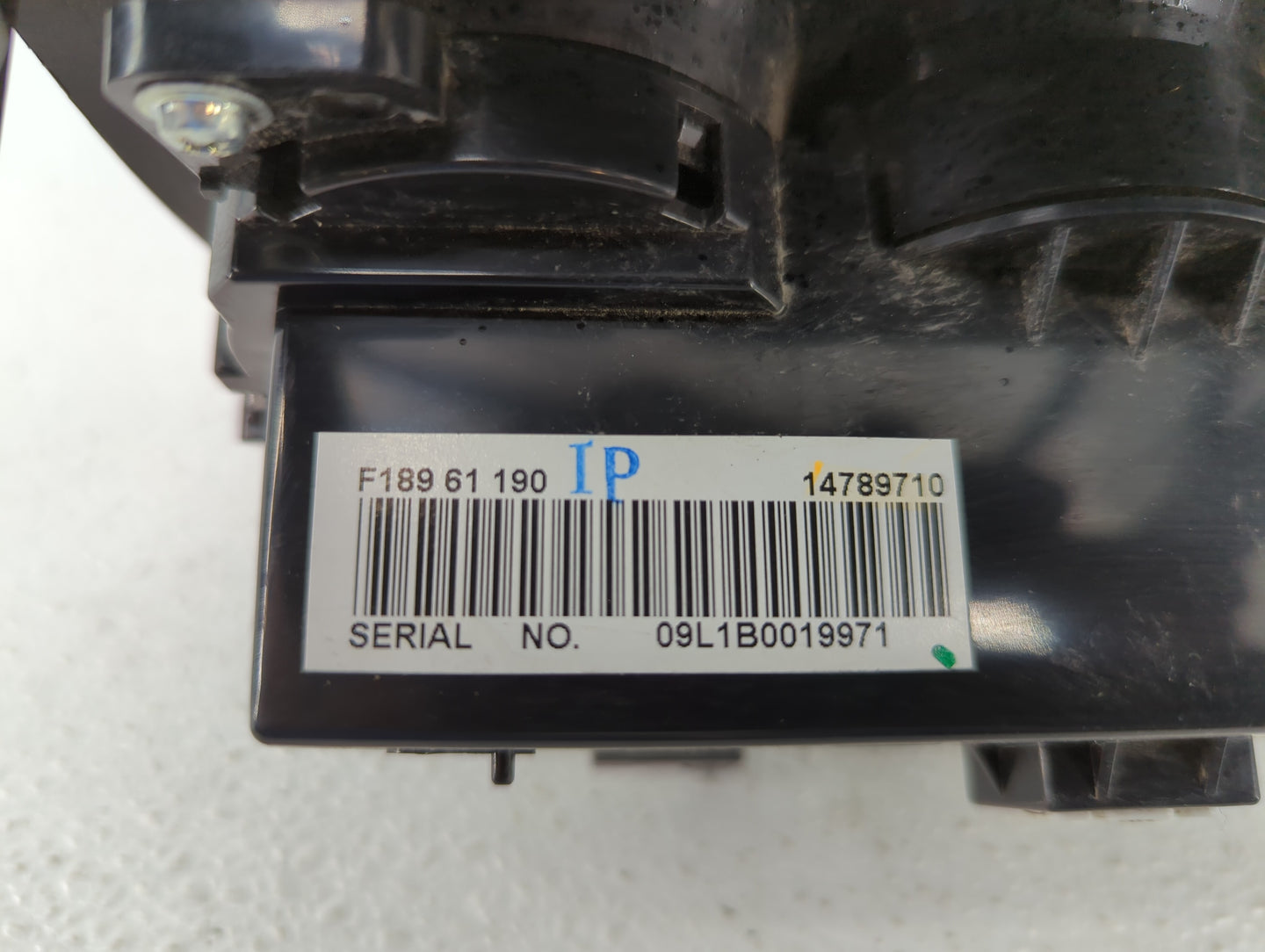 2009-2011 Mazda Rx-8 Climate Control Module Temperature AC/Heater Replacement P/N:F189 61 190 Fits Fits 2009 2010 2011 OEM U