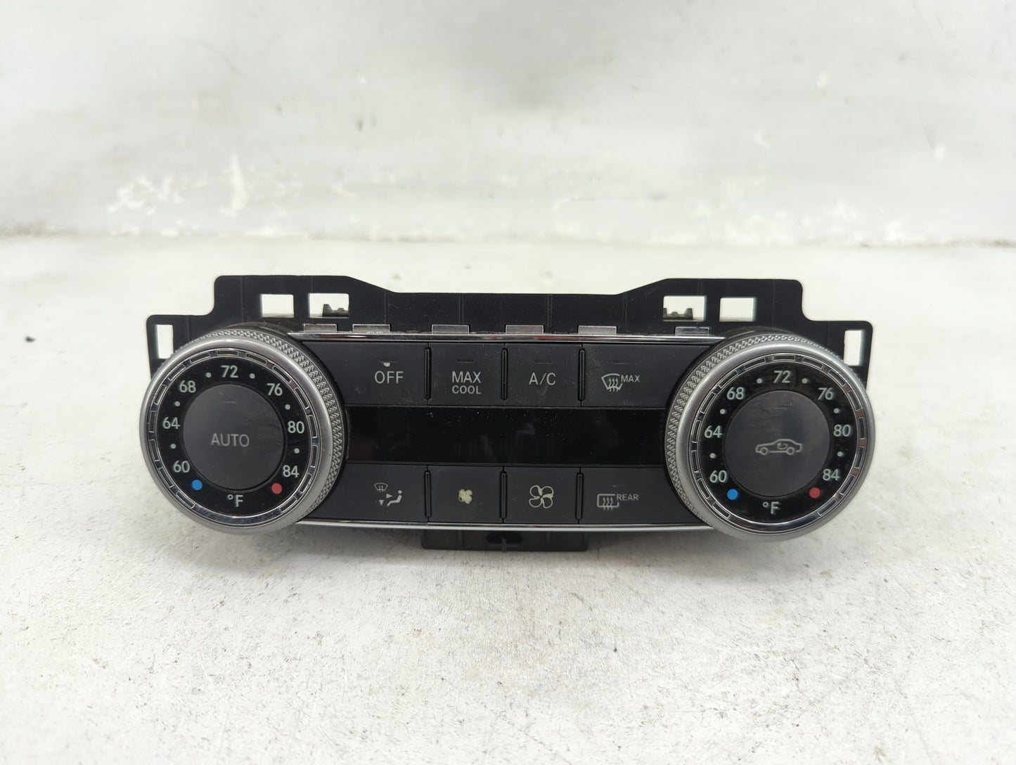 2010 Mercedes-Benz C-Class Climate Control Module Temperature AC/Heater Replacement P/N:2048305990 Fits Fits 2009 OEM Used A