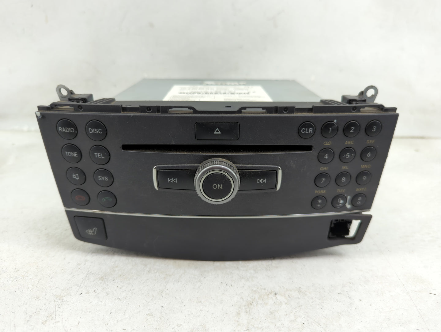 2010 Mercedes-Benz C-Class Radio AM FM Cd Player Receiver Replacement P/N:A2049069901 A2049061800, A2049022401, CQ-JP1960G F