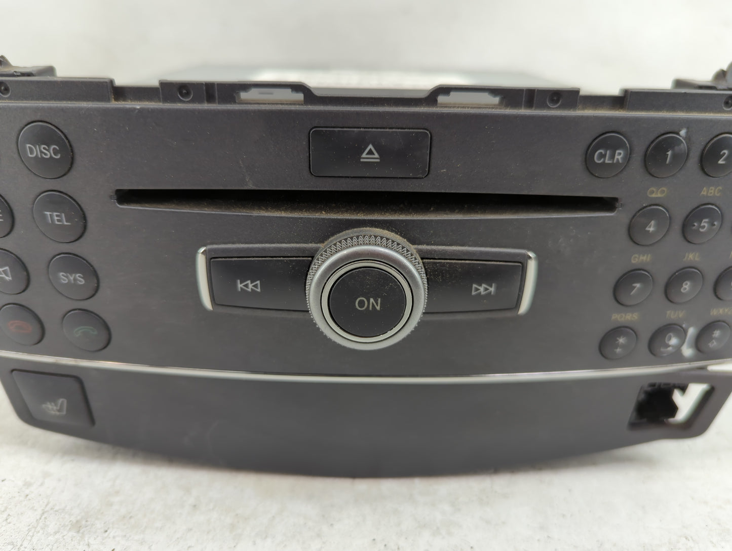 2010 Mercedes-Benz C-Class Radio AM FM Cd Player Receiver Replacement P/N:A2049069901 A2049061800, A2049022401, CQ-JP1960G F