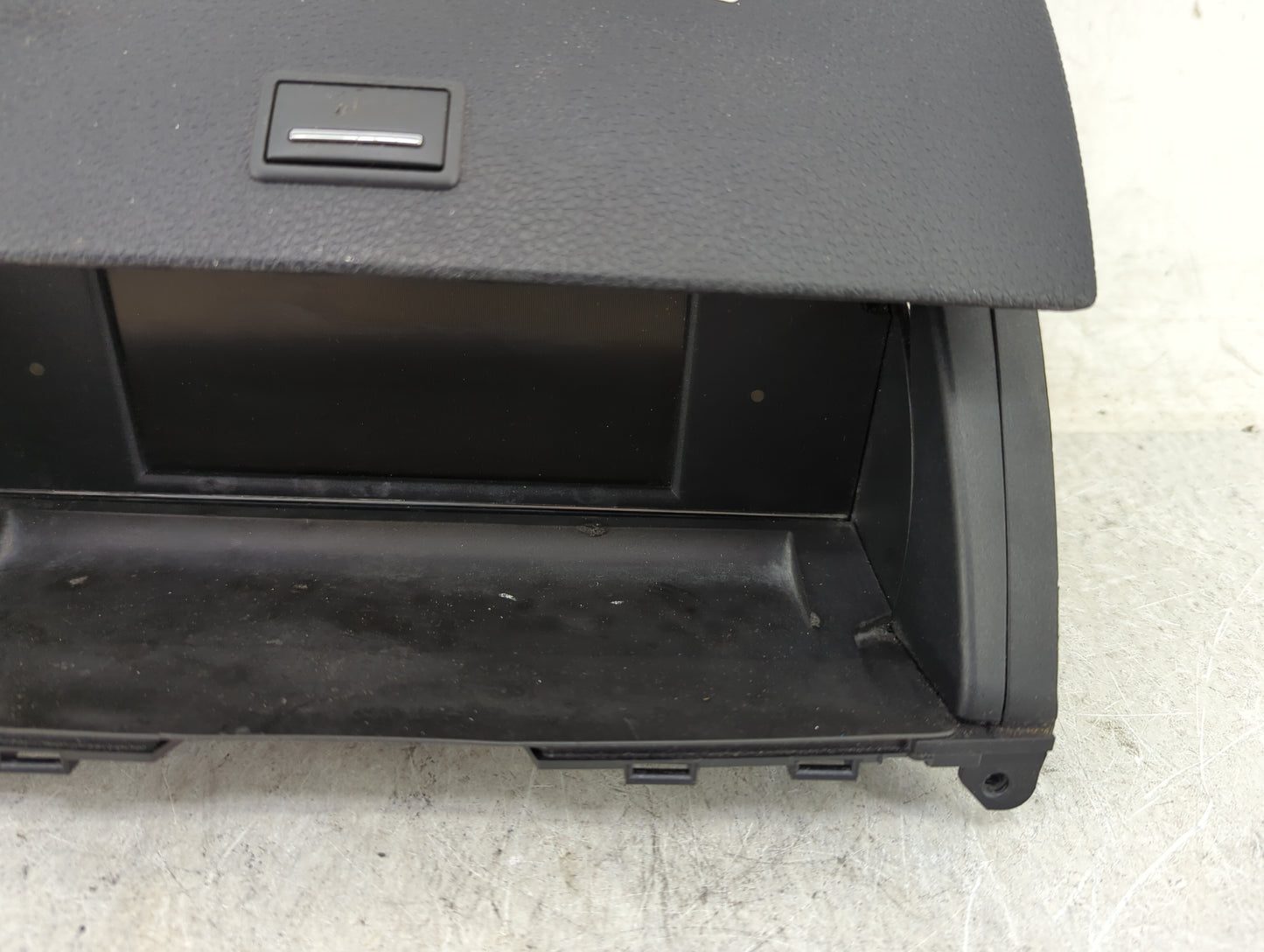 Mercedes-benz C-class Information Display Screen - Oemusedautoparts1.com
