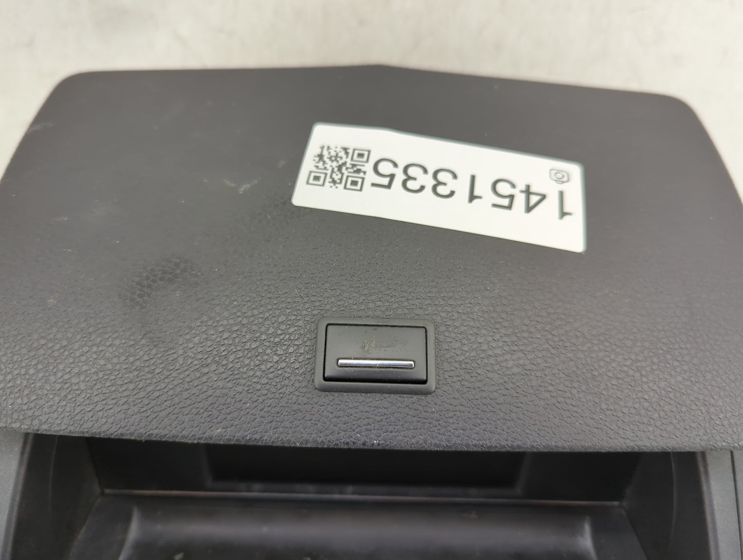 Mercedes-benz C-class Information Display Screen - Oemusedautoparts1.com
