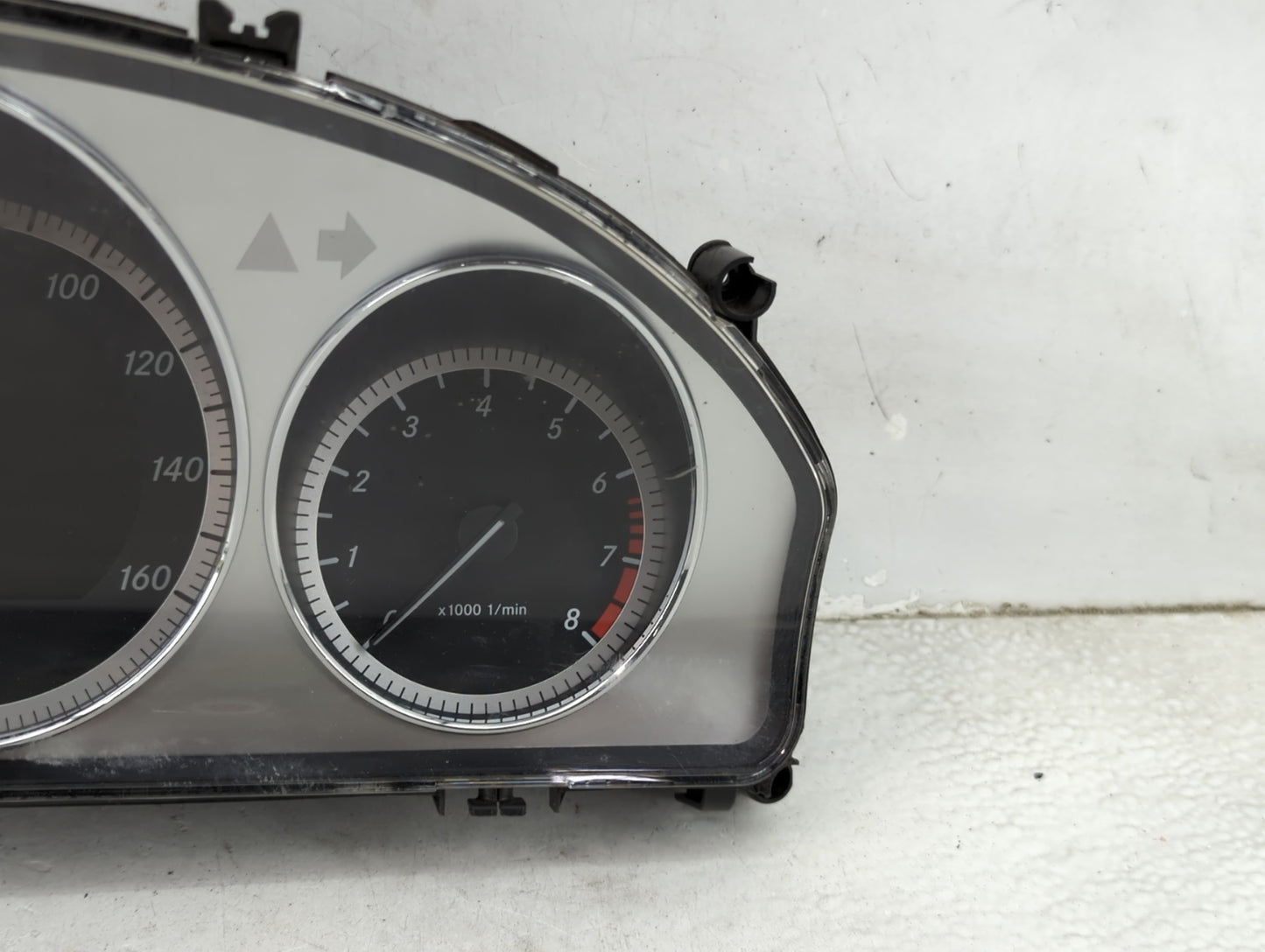 2010 Mercedes-Benz C-Class Instrument Cluster Speedometer Gauges P/N:A2049003202 A2044402011, A2129020302 Miles:137K Fits OE