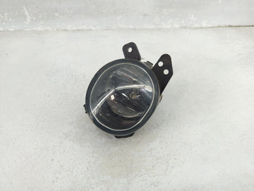 Mercedes-benz C-class Driver Left Oem Fog Light Lamp - Oemusedautoparts1.com