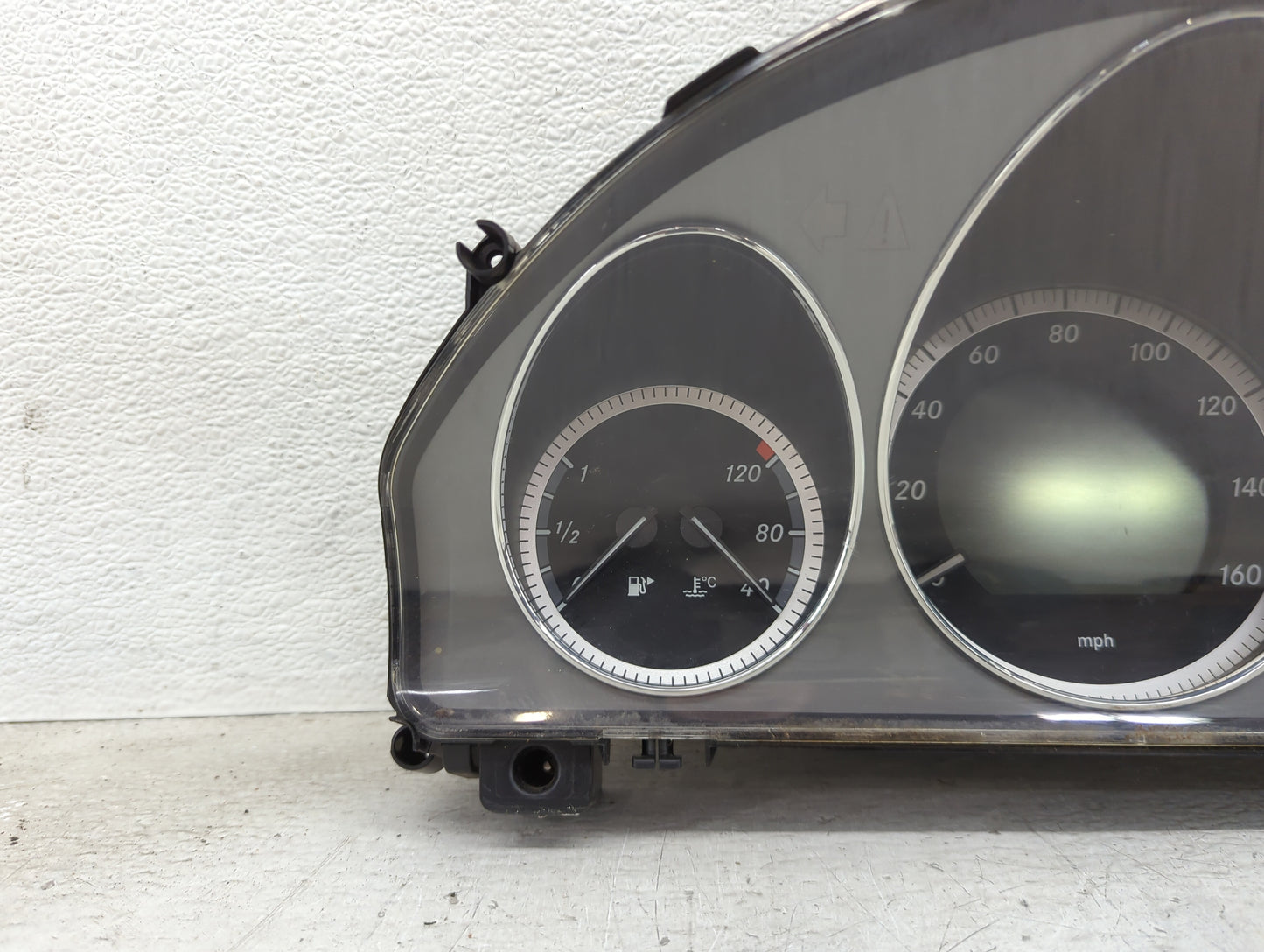 2010 Mercedes-Benz C-Class Instrument Cluster Speedometer Gauges P/N:A2C53372295 A2049005502, A2044400147 Miles:125K Fits OE
