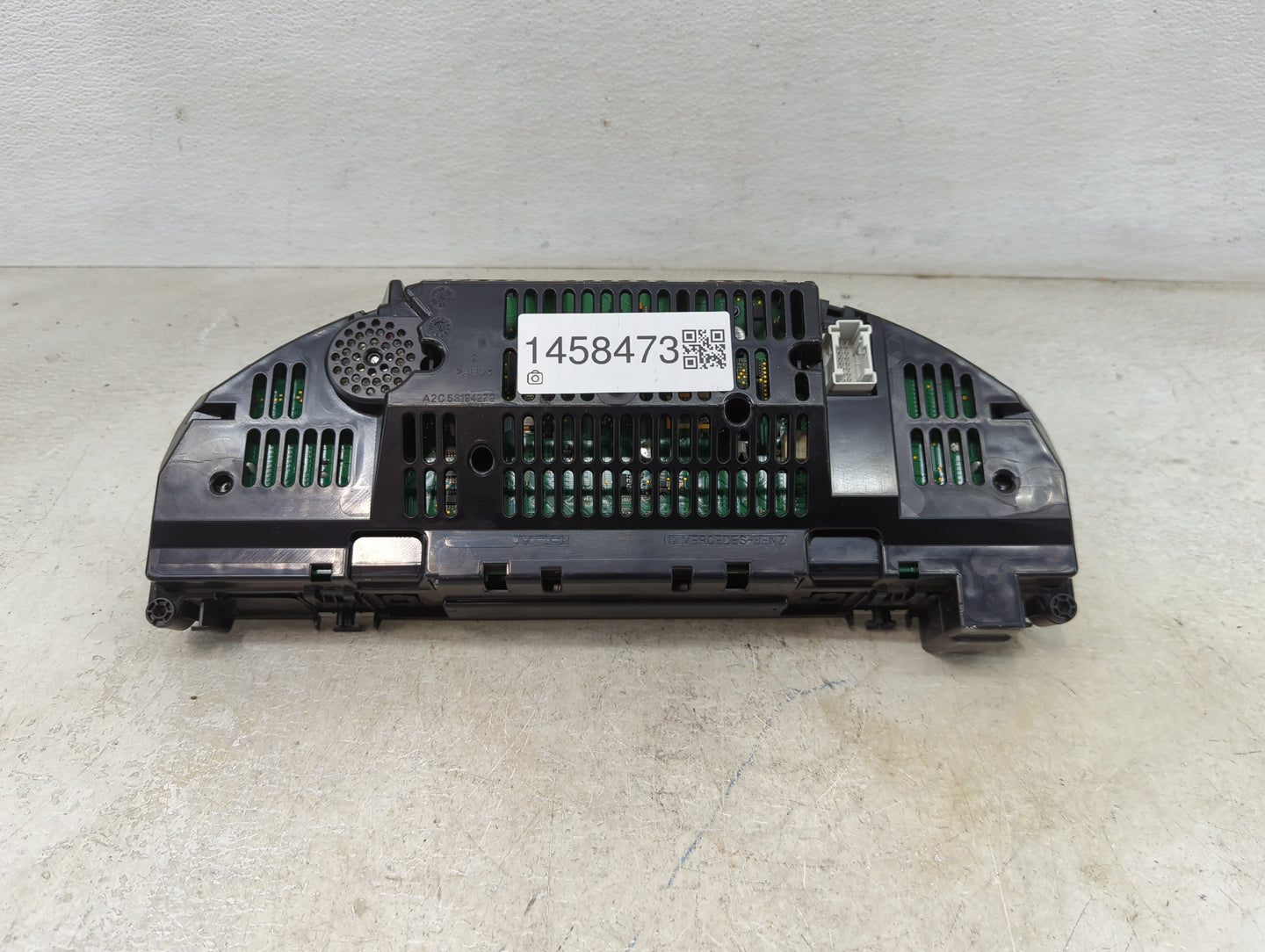 2010 Mercedes-Benz C-Class Instrument Cluster Speedometer Gauges P/N:A2C53372295 A2049005502, A2044400147 Miles:125K Fits OE