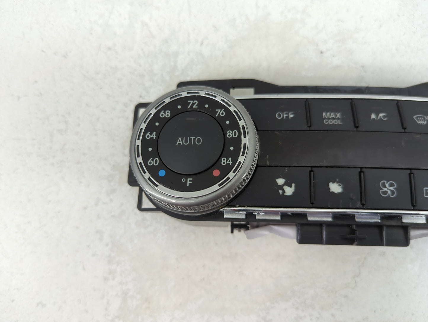 2010 Mercedes-Benz C-Class Climate Control Module Temperature AC/Heater Replacement P/N:2048305990 Fits Fits 2009 OEM Used A