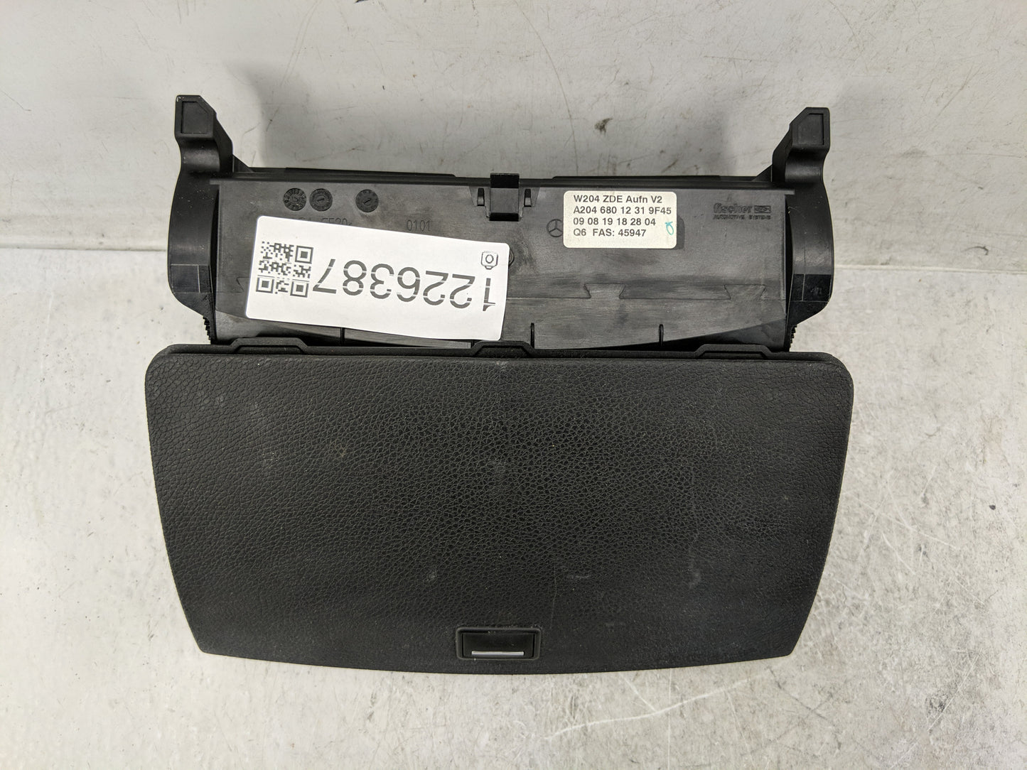 2010-2011 Mercedes-benz C250 Information Display Screen - Oemusedautoparts1.com