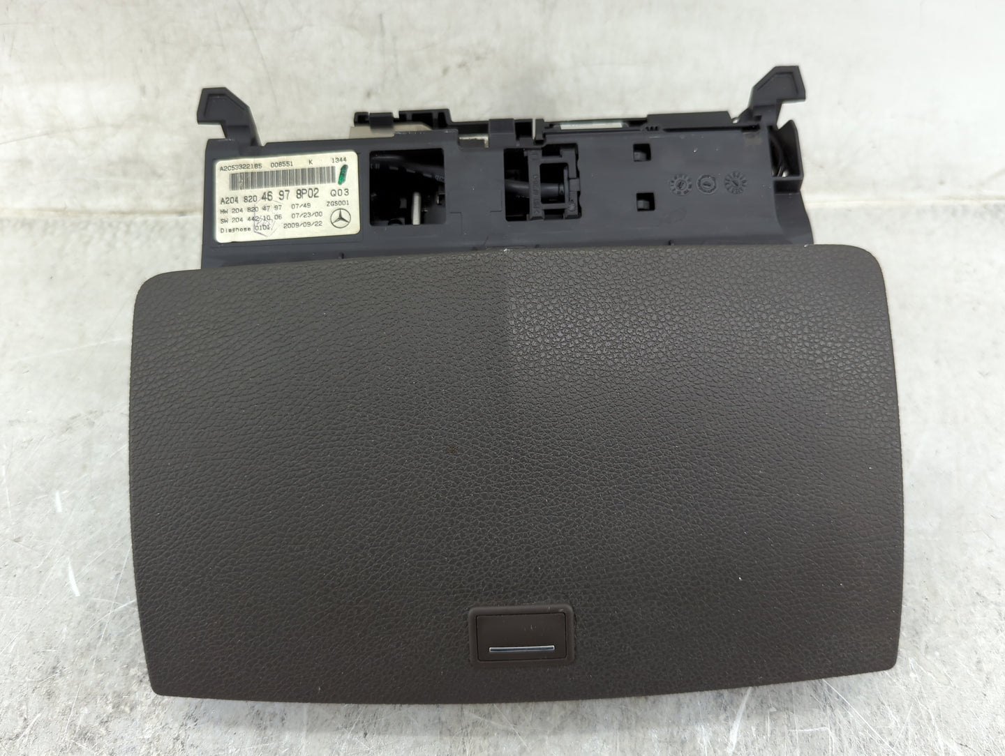 2008-2011 Mercedes-benz C300 Information Display Screen - Oemusedautoparts1.com