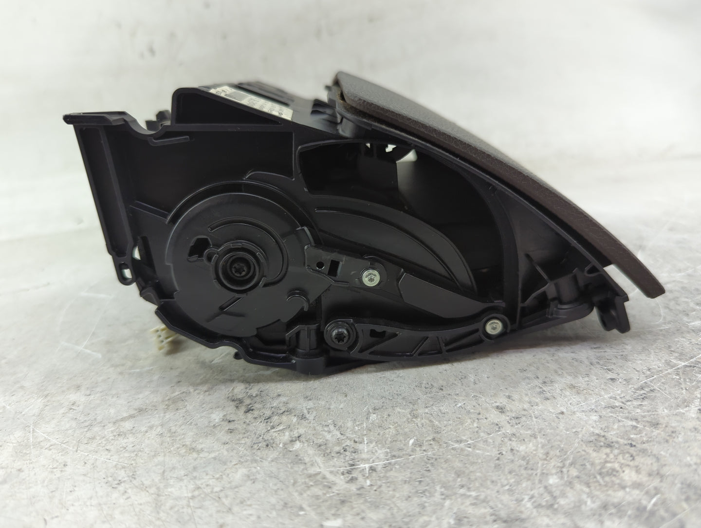 2008-2011 Mercedes-benz C300 Information Display Screen - Oemusedautoparts1.com
