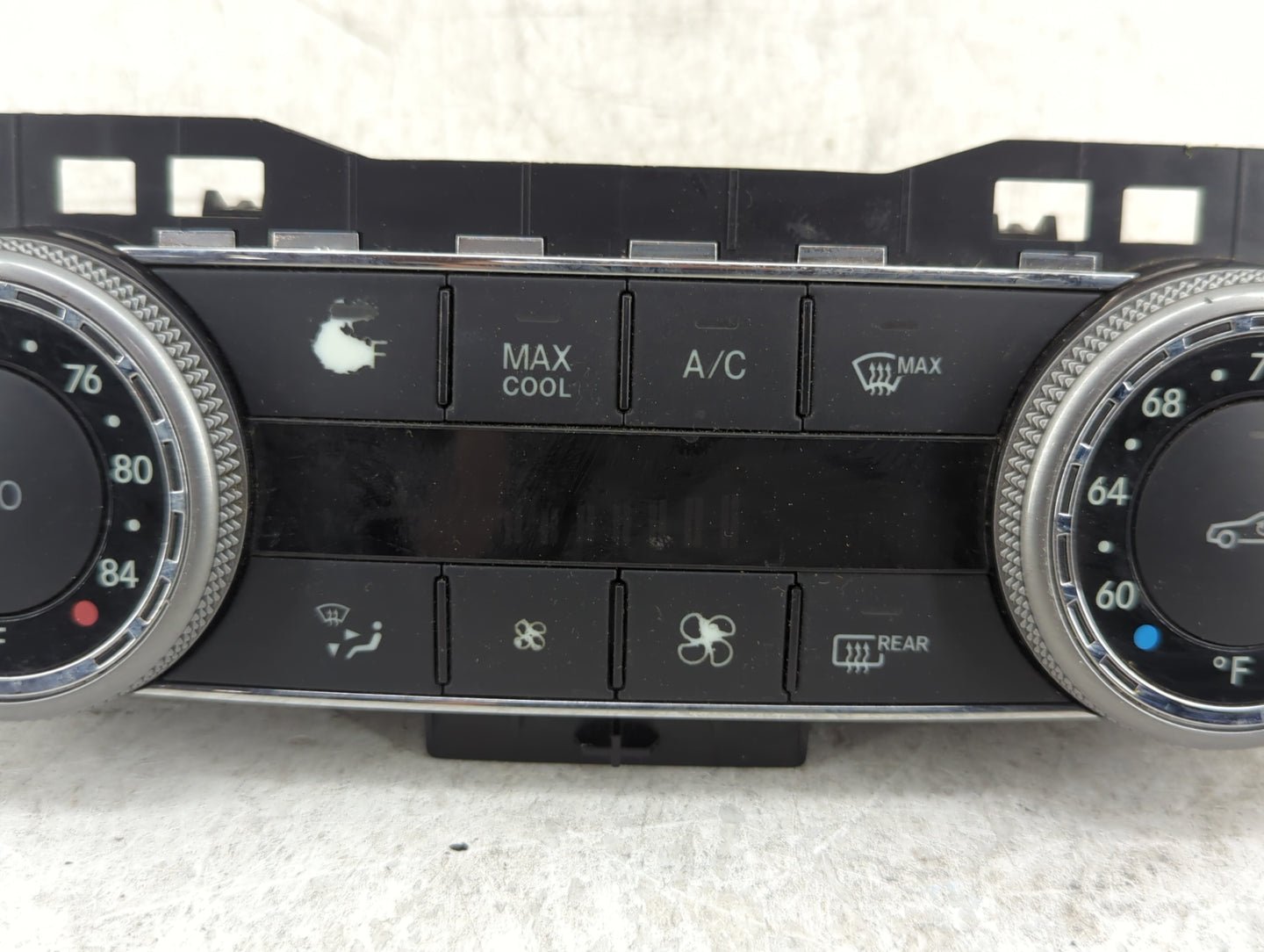 2009-2010 Mercedes-Benz C300 Climate Control Module Temperature AC/Heater Replacement P/N:204 900 23 03 Fits Fits 2009 2010 