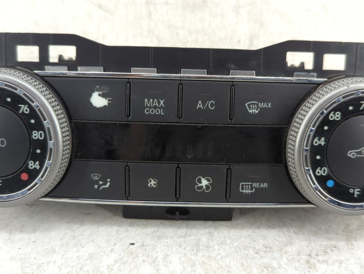 2009-2010 Mercedes-Benz C300 Climate Control Module Temperature AC/Heater Replacement P/N:204 900 23 03 Fits Fits 2009 2010 