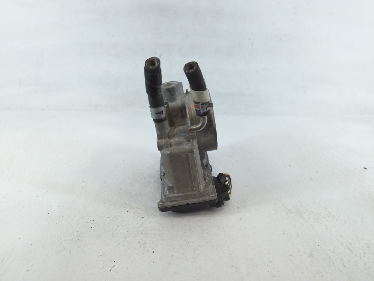 2008-2014 Mercedes-Benz C300 Throttle Body P/N:22030-0P050 Fits Fits 2005 2006 2007 2008 2009 2010 2011 2012 2013 2014 OEM U