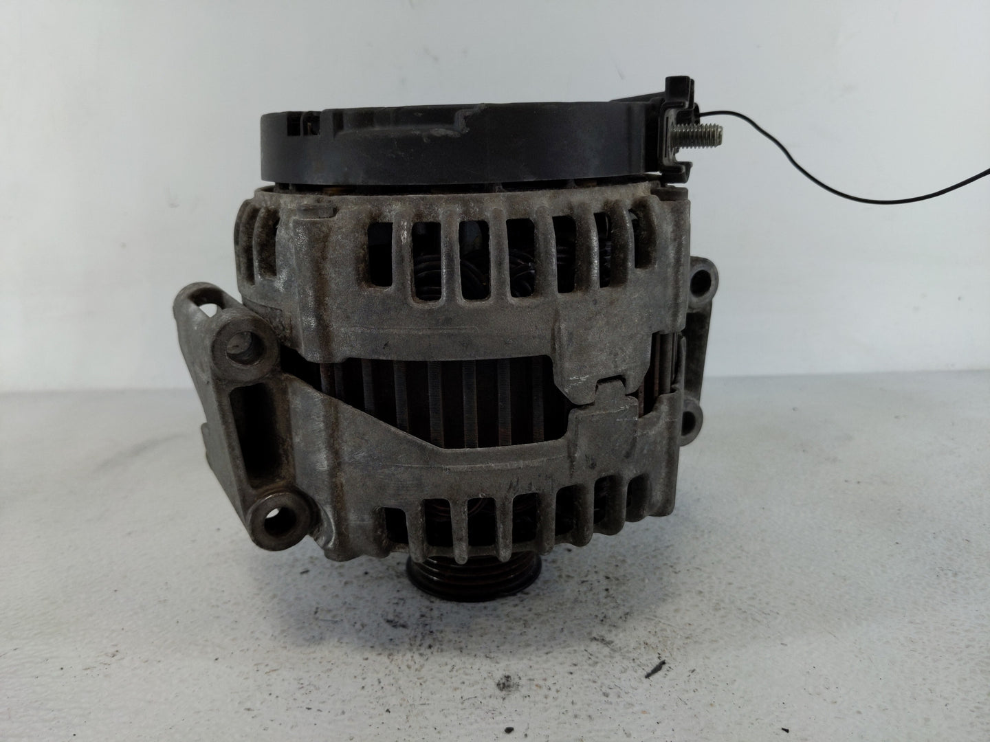 2007-2010 Mercedes-Benz Cl550 Alternator Replacement Generator Charging Assembly Engine OEM P/N:A 013 154 55 02 Fits OEM Use