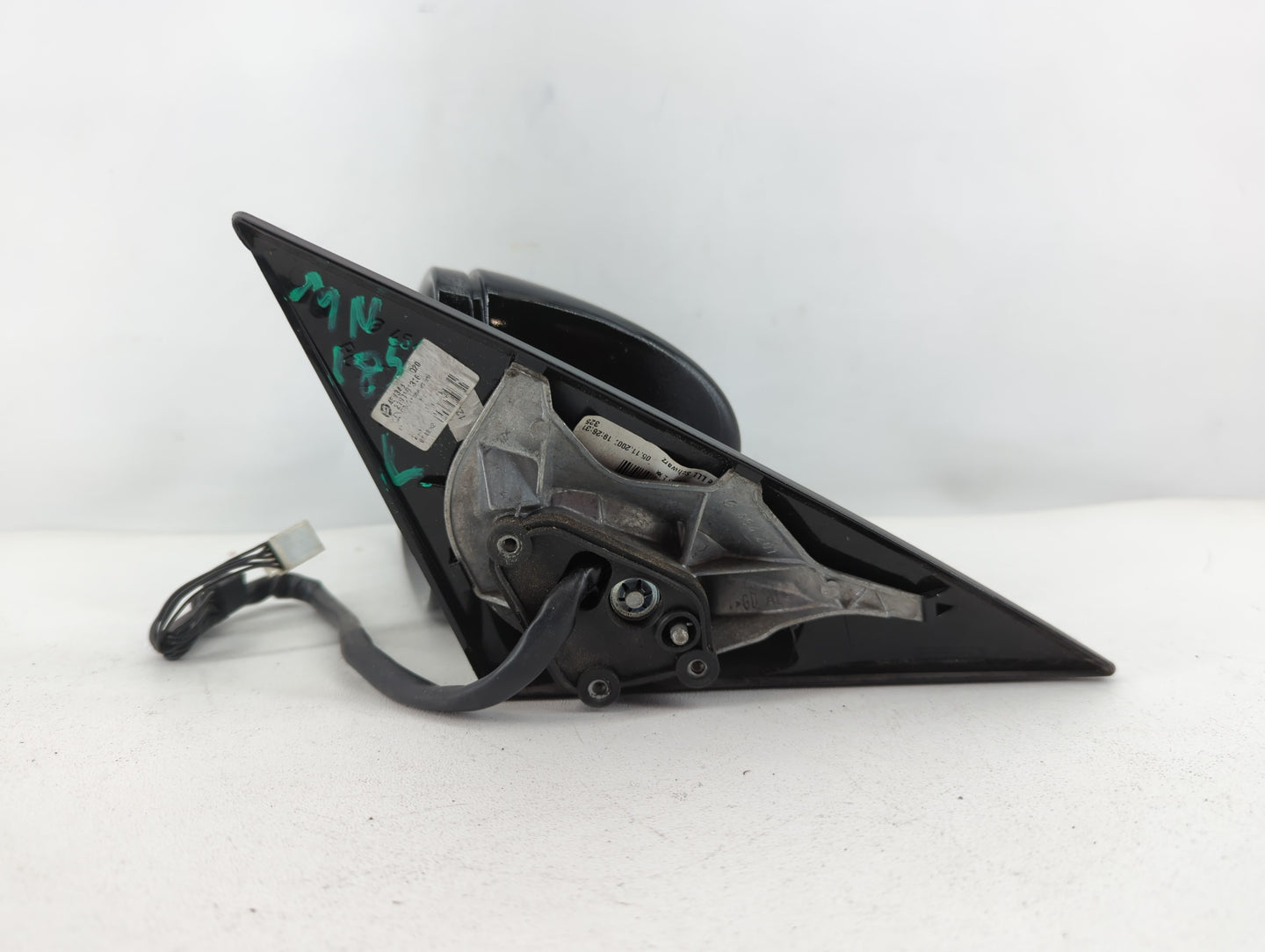 2009-2011 Mercedes-Benz Cls550 Driver Side View Mirror - Left Door Mirror OEM Used - Oemusedautoparts1.com