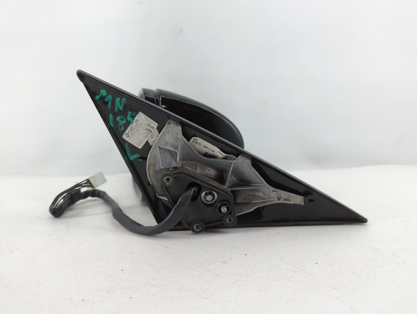 2009-2011 Mercedes-Benz Cls550 Driver Side View Mirror - Left Door Mirror OEM Used - Oemusedautoparts1.com