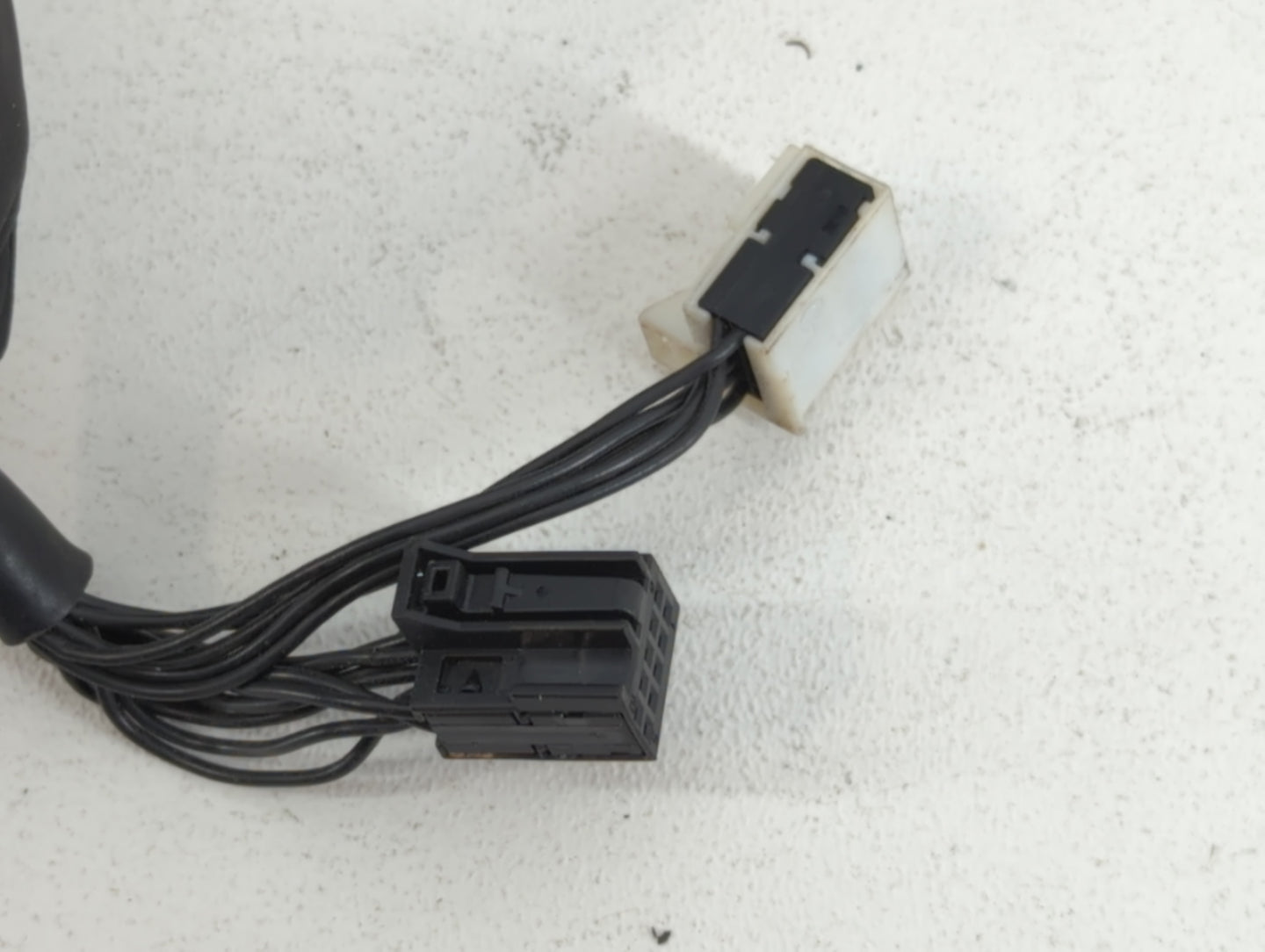 2009-2011 Mercedes-Benz Cls550 Driver Side View Mirror - Left Door Mirror OEM Used - Oemusedautoparts1.com