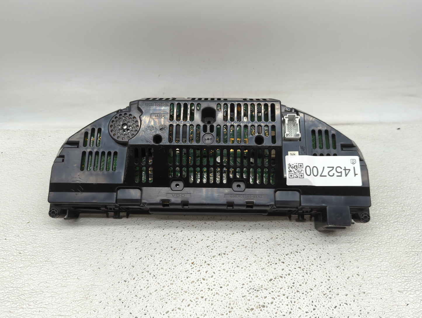 2010 Mercedes-Benz E-Class Instrument Cluster Speedometer Gauges P/N:A2129005903 A2C53368990, A2125401448 Miles:152K Fits OE