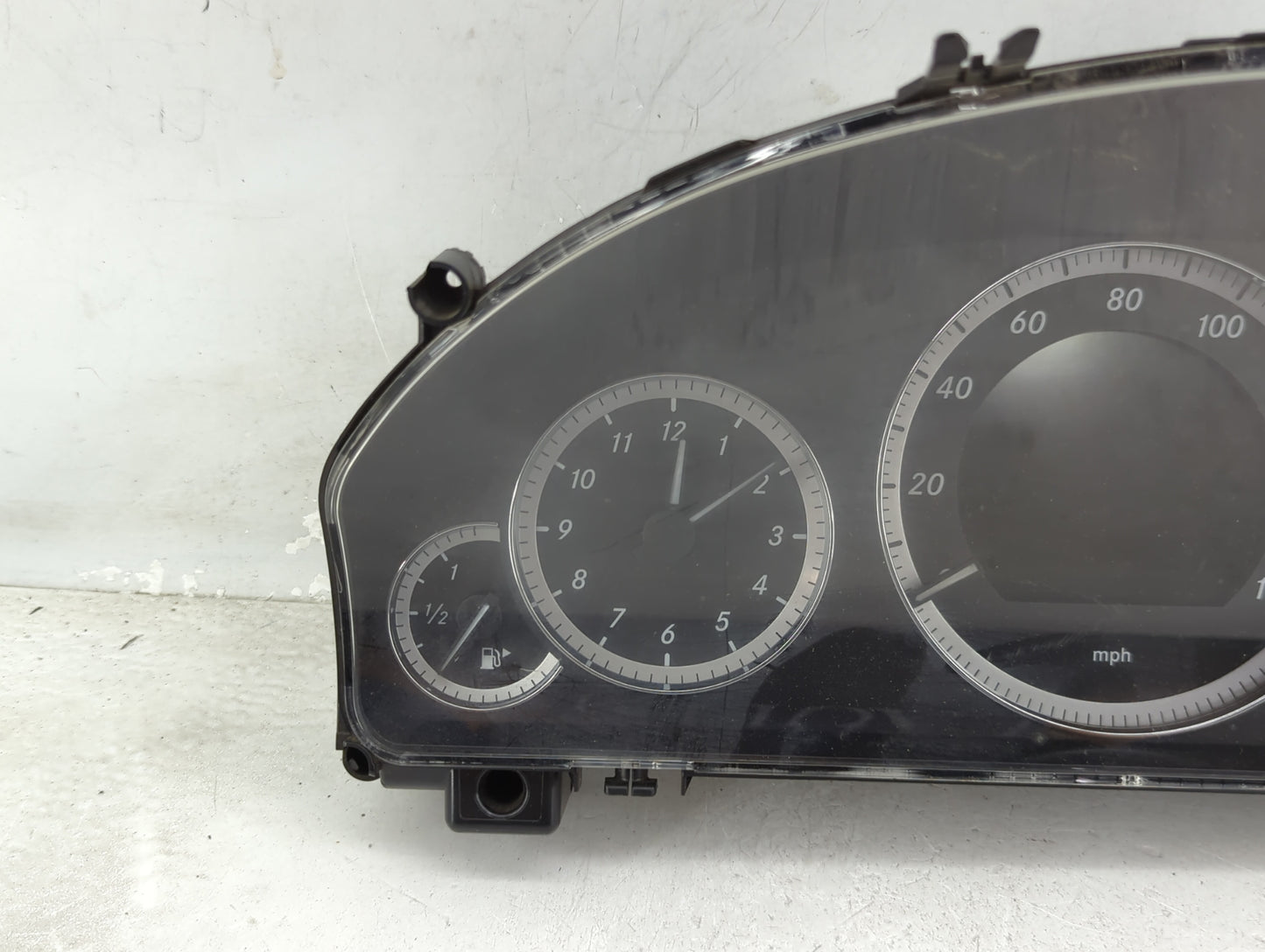 2010 Mercedes-Benz E-Class Instrument Cluster Speedometer Gauges P/N:A2129004204 A2C53376516, A2125400648 Miles:29K Fits OEM