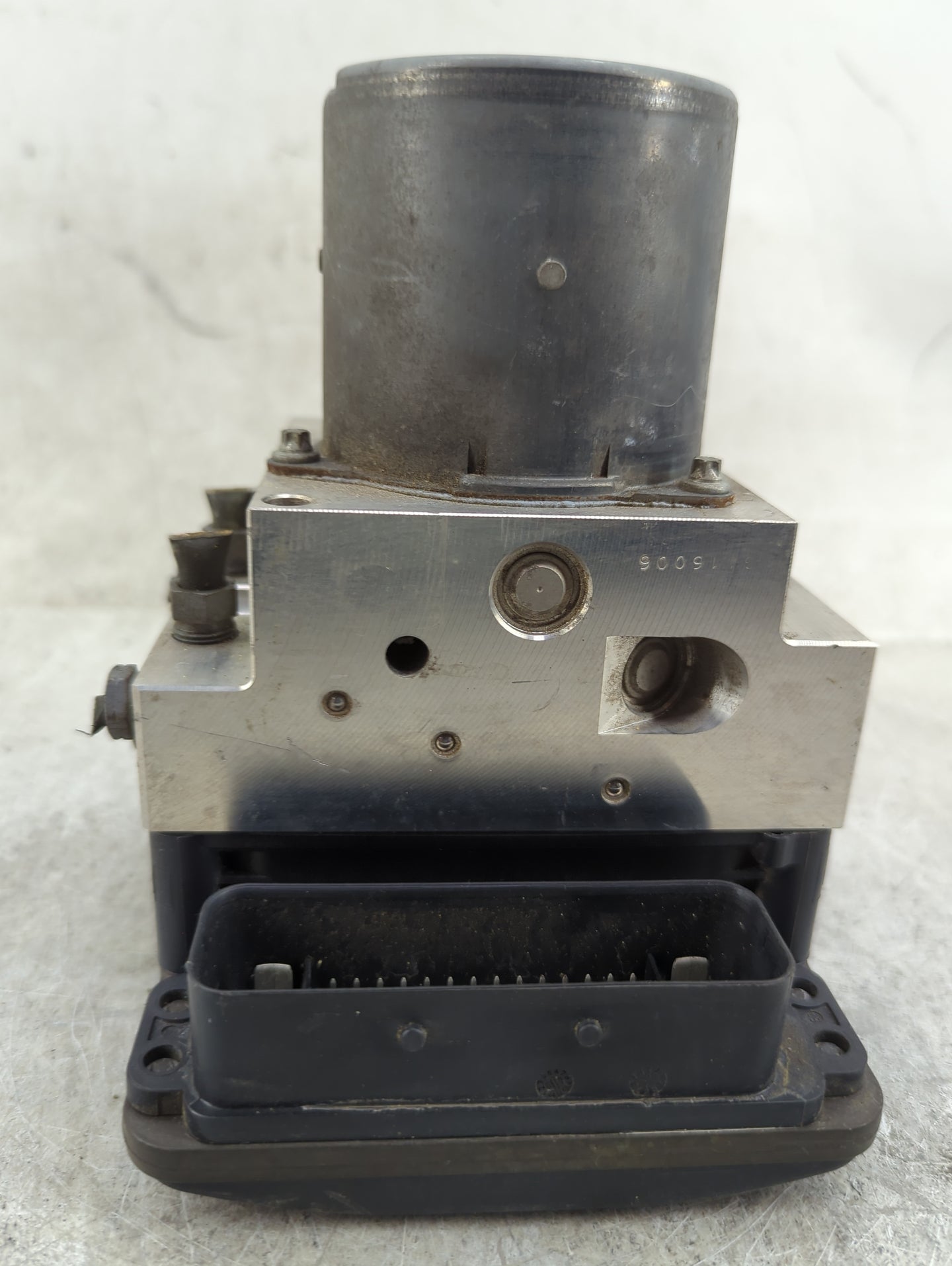2010 Mercedes-Benz E-Class ABS Pump Control Module Replacement P/N:A2124312712 0265250366, 0265108129, A2124313710 Fits OEM 