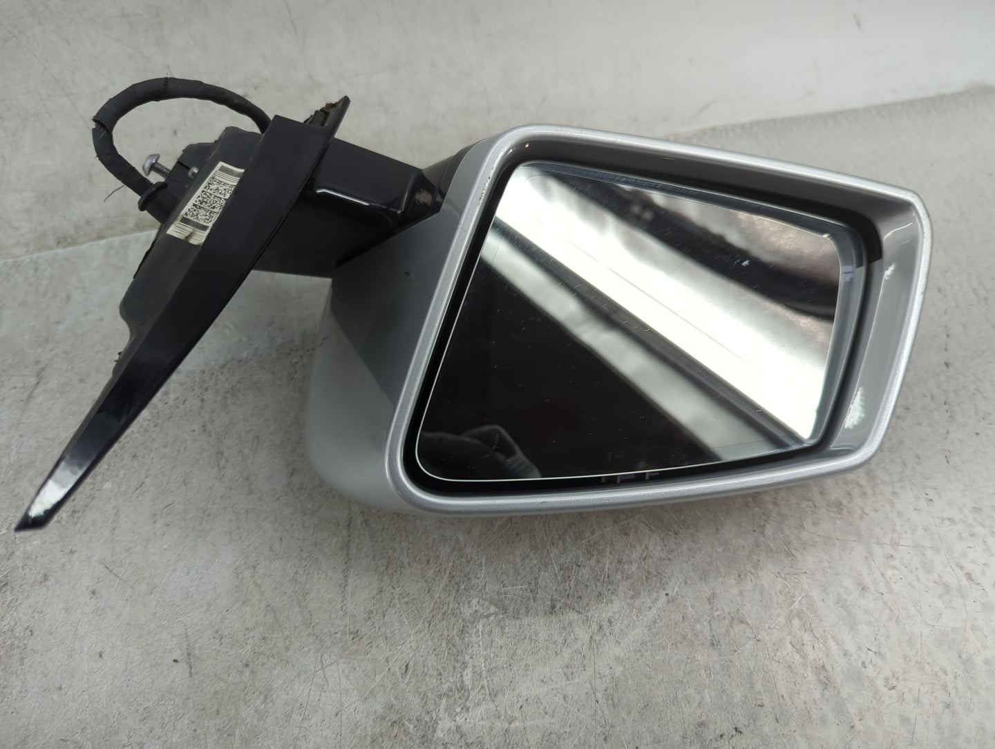 2010 Mercedes-Benz E-Class Driver Side View Mirror - Left Door Mirror OEM Used - Oemusedautoparts1.com