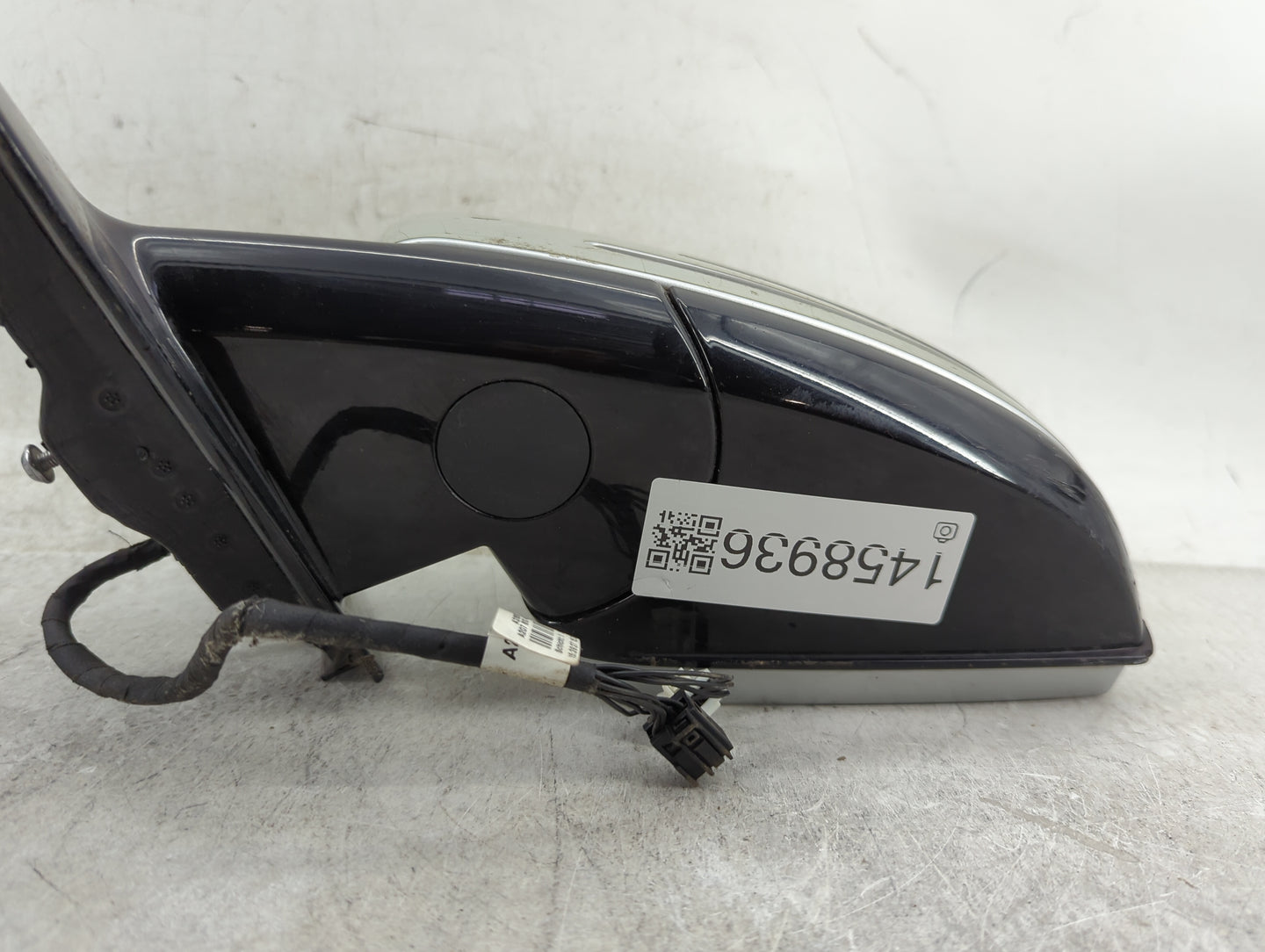 2010 Mercedes-Benz E-Class Driver Side View Mirror - Left Door Mirror OEM Used - Oemusedautoparts1.com