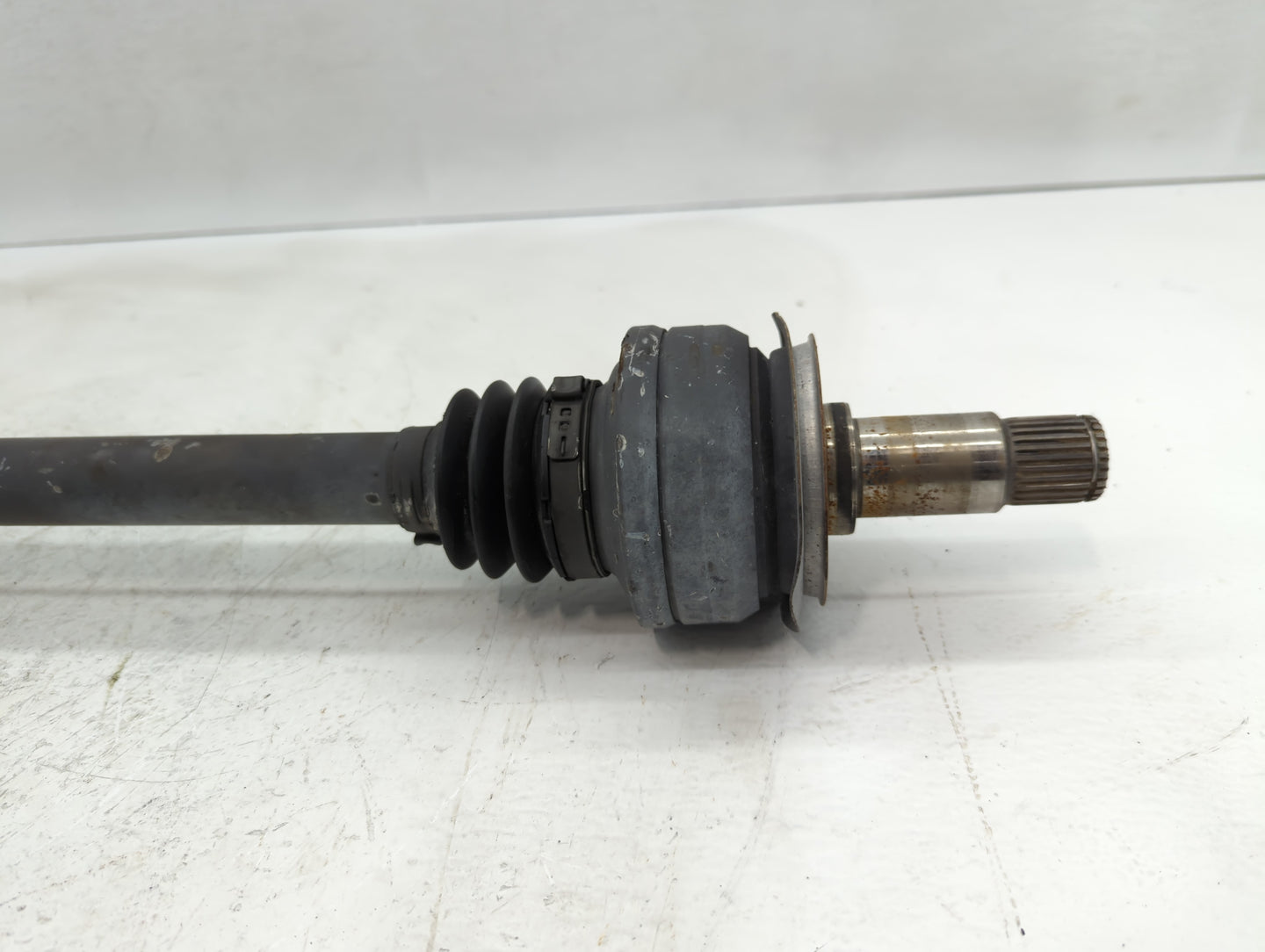 2015-2016 Mercedes-benz E250 Axle Shaft Front Driver Cv C/v - Oemusedautoparts1.com