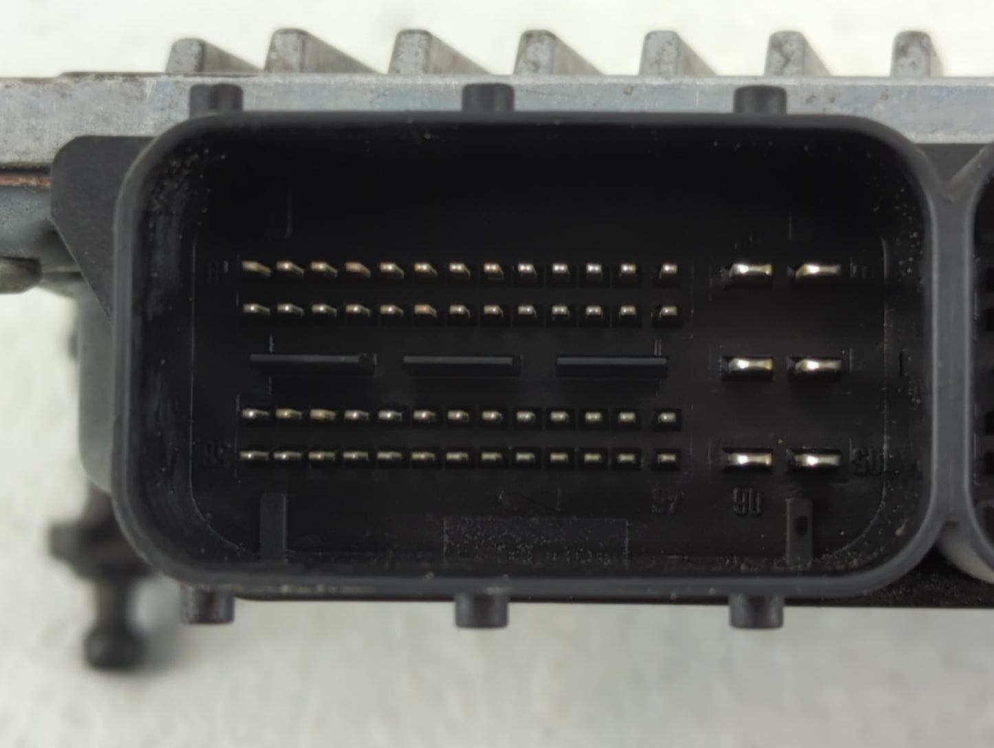 2010-2012 Mercedes-Benz E350 PCM Engine Control Computer ECU ECM PCU OEM P/N:0 261 209 454 A 003 446 77 40 Fits OEM Used Aut