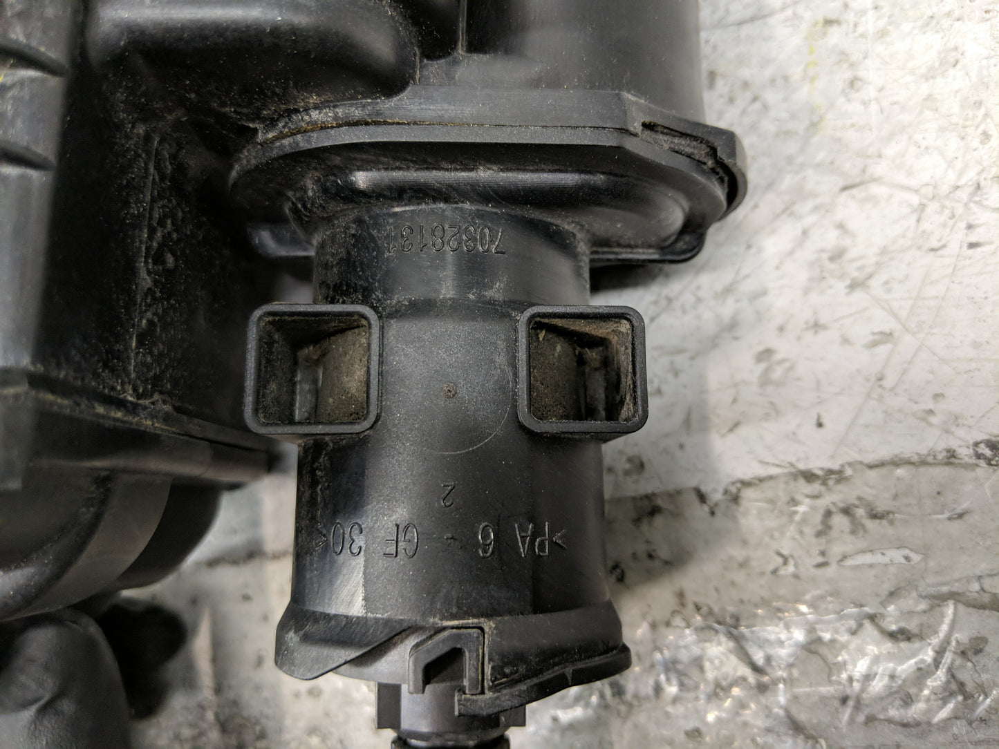 2010 Mercedes-benz E350 Fuel Vapor Charcoal Canister - Oemusedautoparts1.com