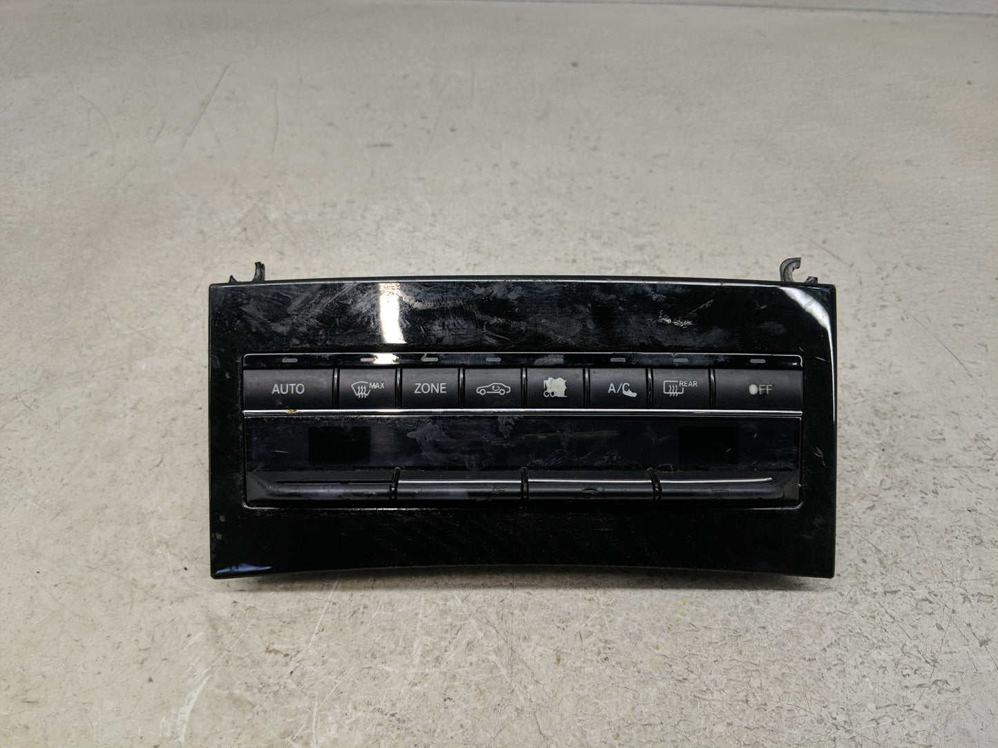 2010 Mercedes-Benz E350 Climate Control Module Temperature AC/Heater Replacement P/N:A2129004807 Fits OEM Used Auto Parts - 