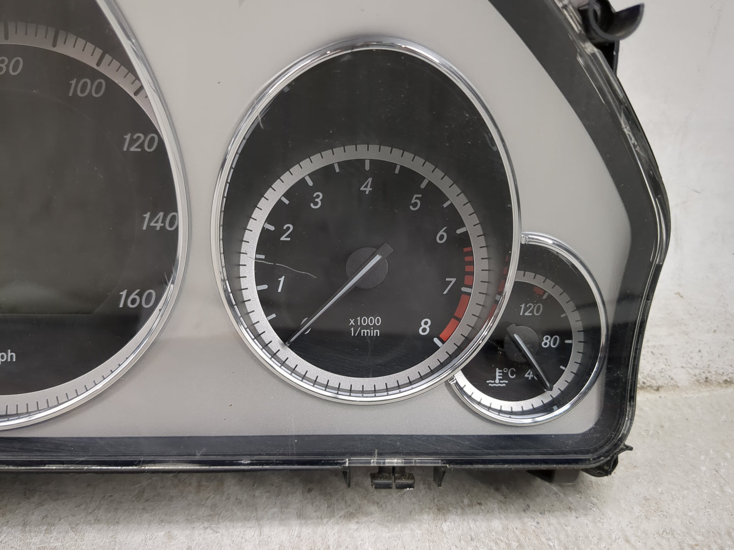 2010-2011 Mercedes-Benz E350 Instrument Cluster Speedometer Gauges P/N:A2129005004 A2C53257171 Miles: Fits Fits 2010 2011 OE