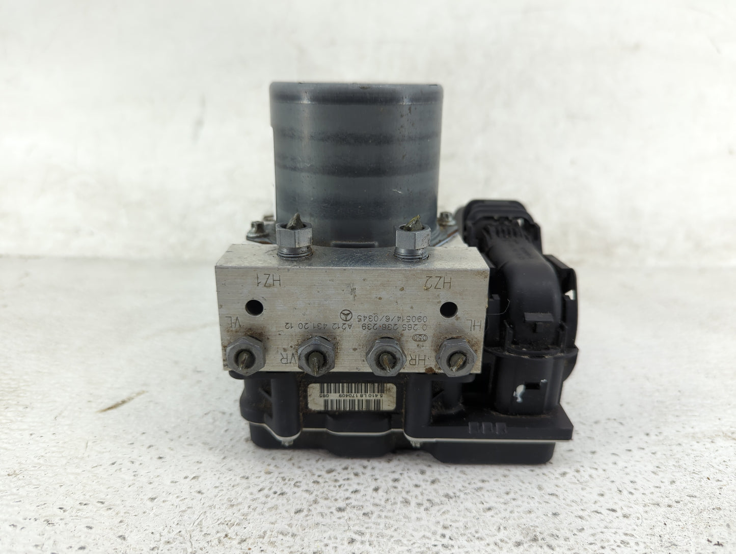 2010 Mercedes-Benz E350 ABS Pump Control Module Replacement P/N:0265236239 A2124312012 Fits OEM Used Auto Parts - Oemusedaut