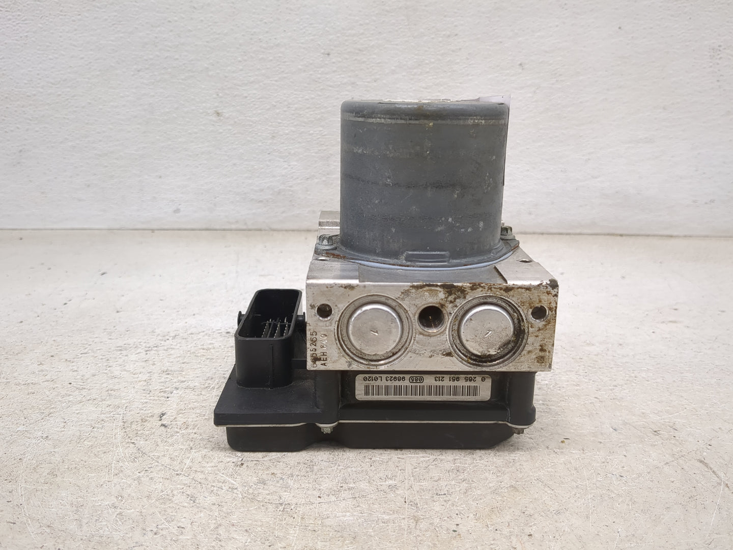 2010 Mercedes-Benz E350 ABS Pump Control Module Replacement P/N:0265236310 A2124312912, 0265951213 Fits OEM Used Auto Parts 