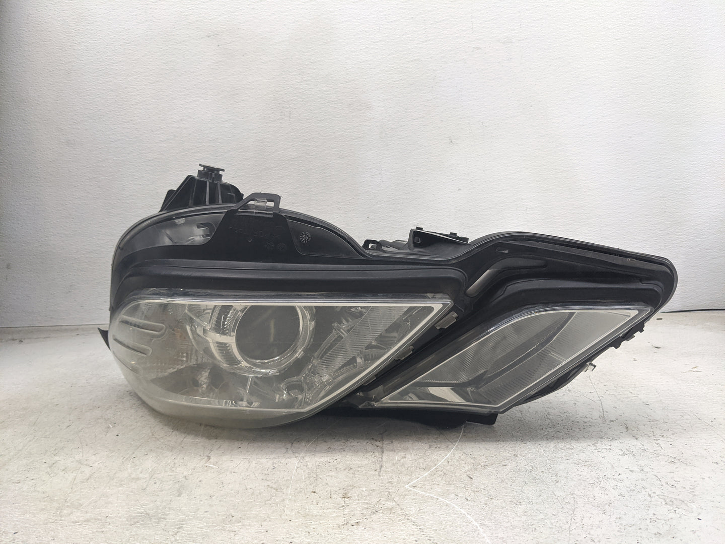 2010-2010 Mercedes-benz E350 Driver Left Oem Head Light Headlight Lamp - Oemusedautoparts1.com