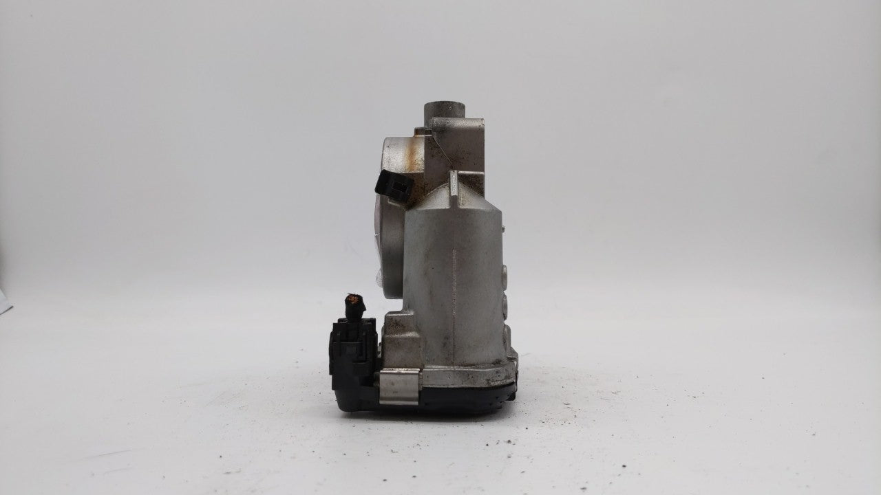 2007-2011 Mercedes-Benz E350 Throttle Body P/N:A 113 141 01 25 1131410125 Fits OEM Used Auto Parts - Oemusedautoparts1.com