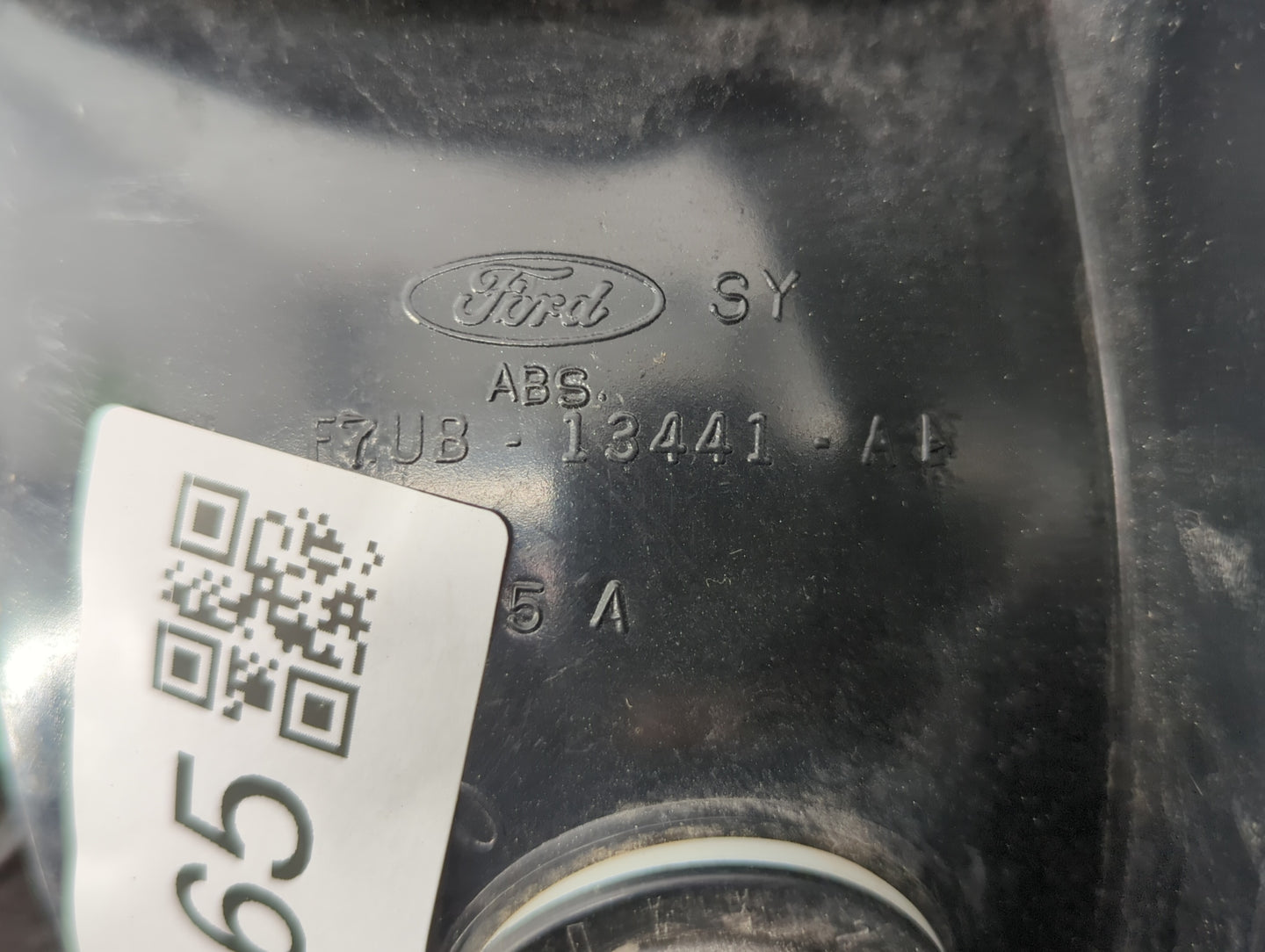 2010 Mercedes-Benz E350 Tail Light Assembly Driver Left OEM P/N:F7UB 13441 AA Fits OEM Used Auto Parts - Oemusedautoparts1.c