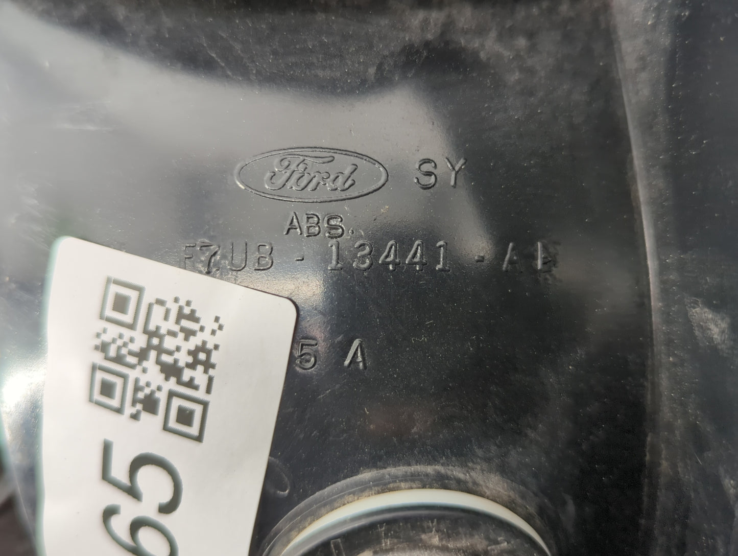 2010 Mercedes-Benz E350 Tail Light Assembly Driver Left OEM P/N:F7UB 13441 AA Fits OEM Used Auto Parts - Oemusedautoparts1.c