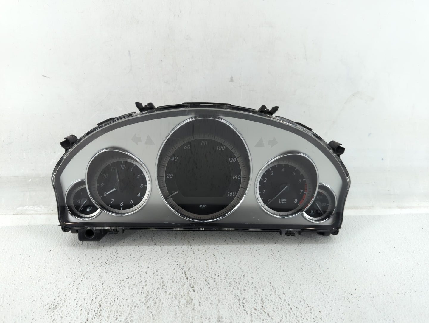 2010 Mercedes-Benz E350 Instrument Cluster Speedometer Gauges P/N:212 900 59 03 2129005903 Fits OEM Used Auto Parts - Oemuse