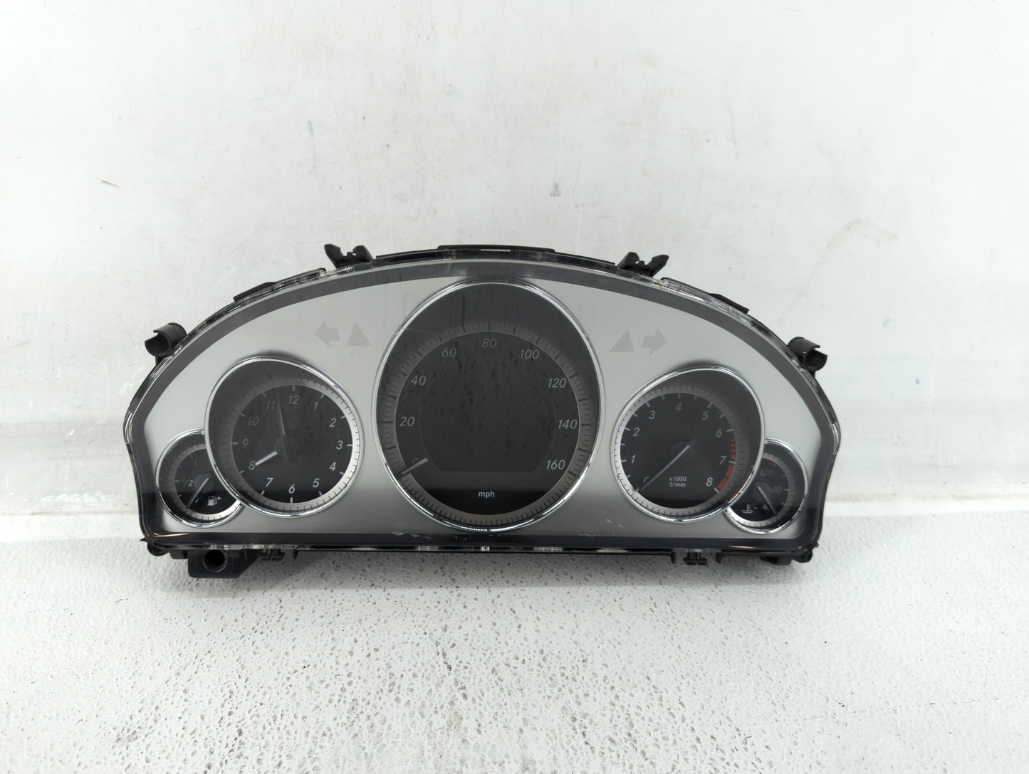 2010 Mercedes-Benz E350 Instrument Cluster Speedometer Gauges P/N:212 900 59 03 2129005903 Fits OEM Used Auto Parts - Oemuse