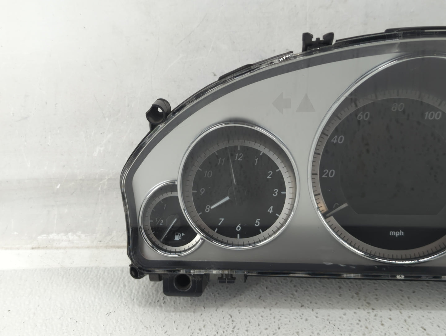 2010 Mercedes-Benz E350 Instrument Cluster Speedometer Gauges P/N:212 900 59 03 2129005903 Fits OEM Used Auto Parts - Oemuse