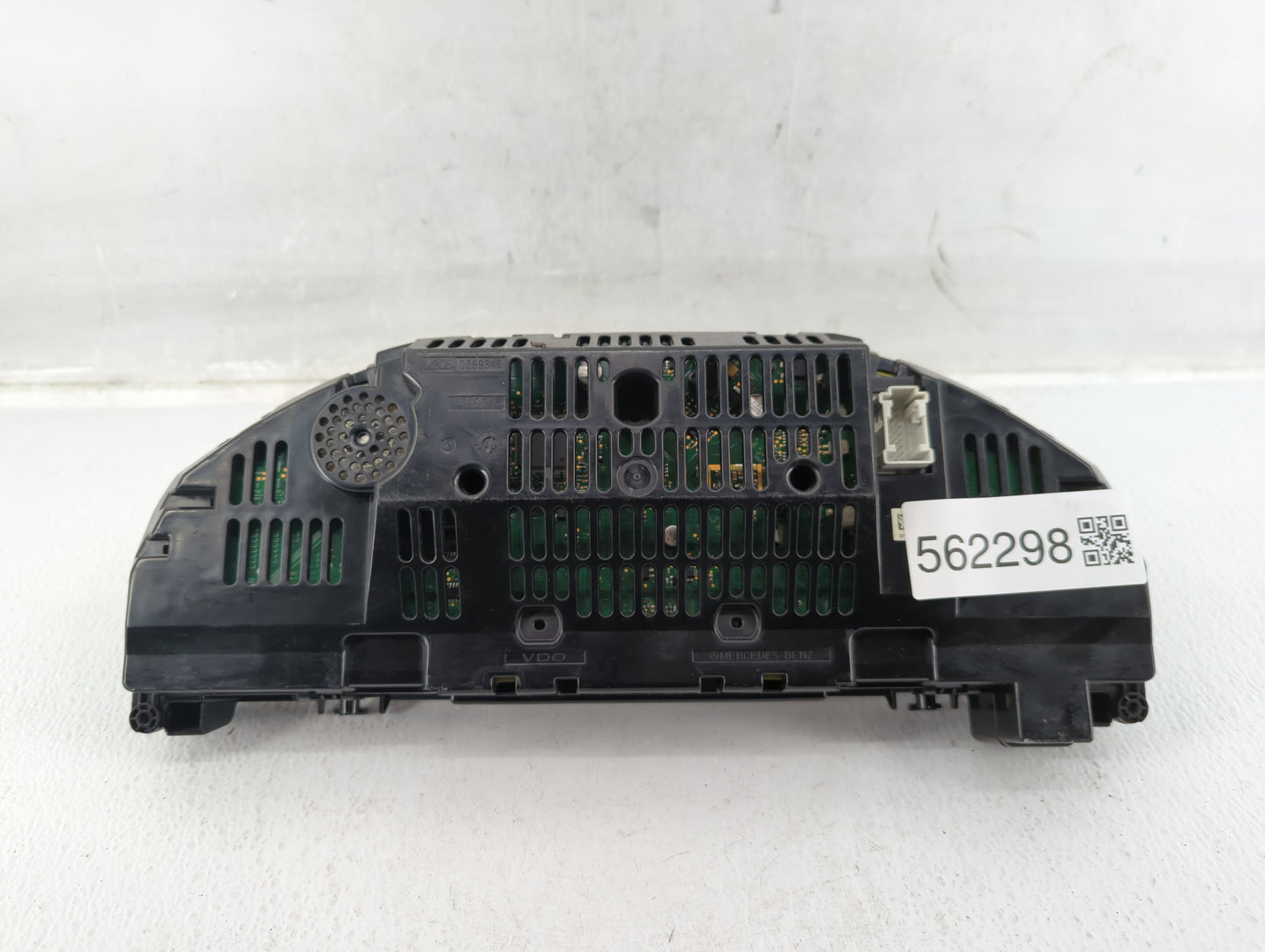 2010 Mercedes-Benz E350 Instrument Cluster Speedometer Gauges P/N:A212 900 Fits OEM Used Auto Parts - Oemusedautoparts1.com