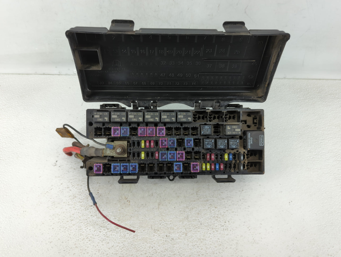 2010 Mercedes-Benz E350 Fusebox Fuse Box Panel Relay Module P/N:9L1T-14A003-AA Fits OEM Used Auto Parts - Oemusedautoparts1.